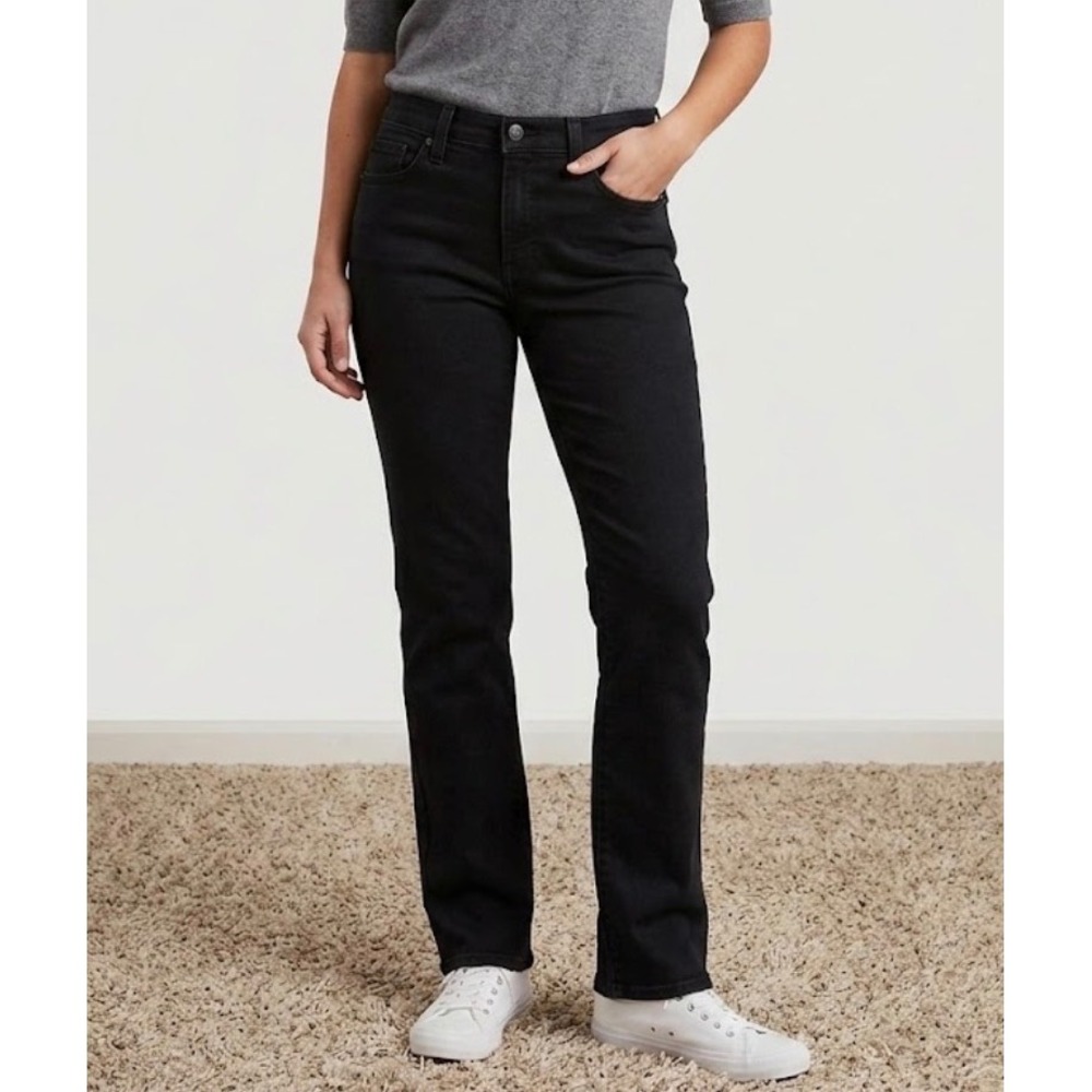 Signature by Levi Strauss & Co Womens Modern Straight Jeans Black Size W30 L30‎